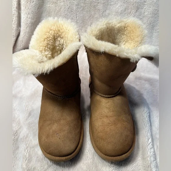 Ugg Bailey Botton womens size 5 - Picture 3 of 9
